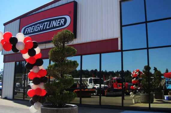 Valley Freightliner Olympia Store Opening