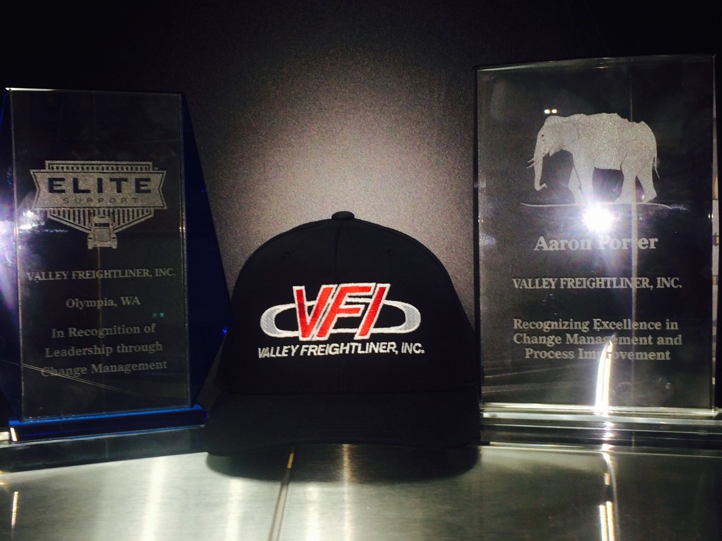 Valley Freightliner receives Elite Support Awards