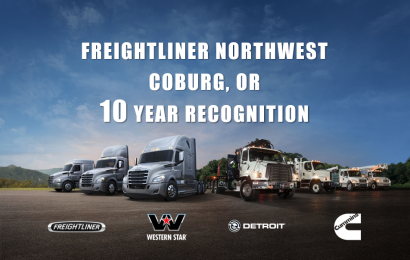 Freightliner Northwest Coburg – 10 Year Dealer Recognition