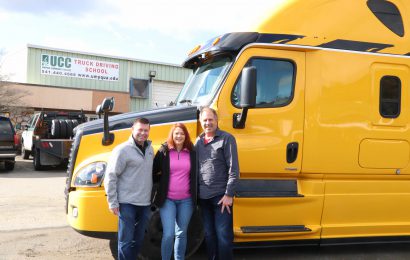 Umpqua Community College Acquires Freightliner Cascadia Trucks for Students