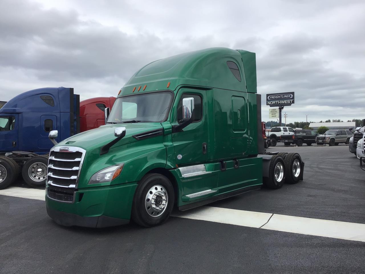 Freightliner Cascadia On-Highway - Freightliner Northwest