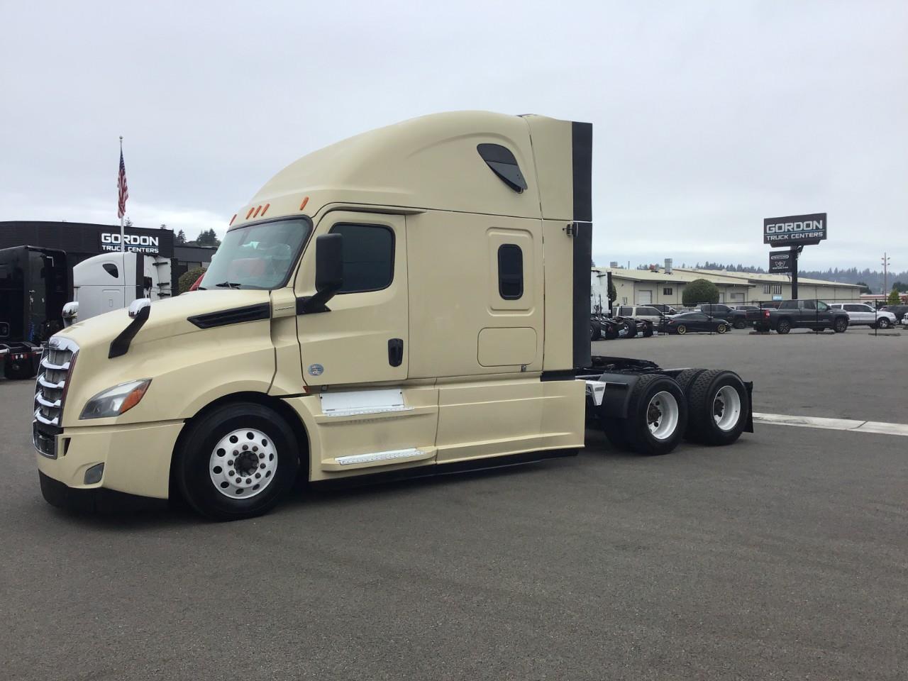 2019 Freightliner Cascadia in Pacific, WA