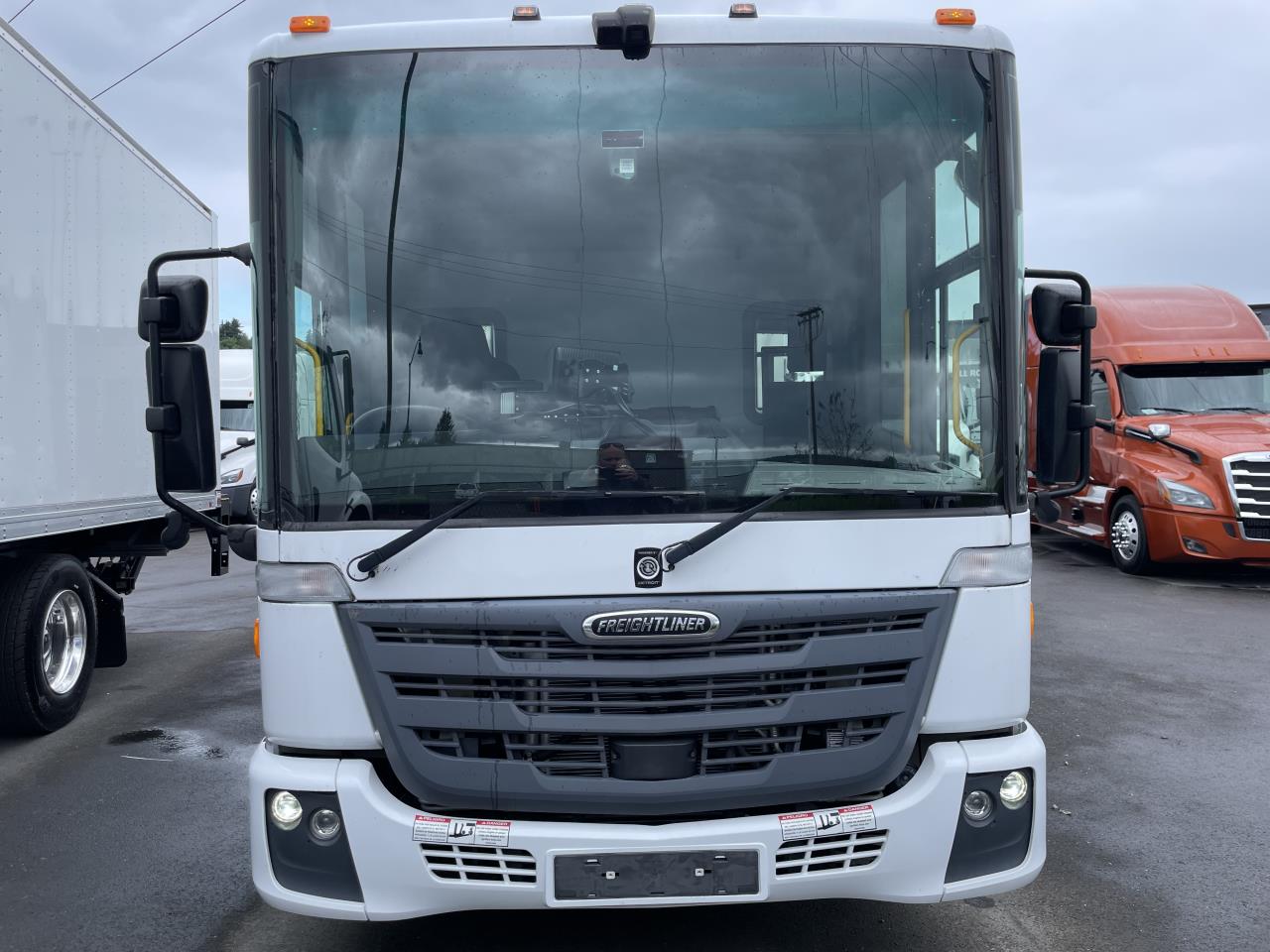 2022 Freightliner - image 2
