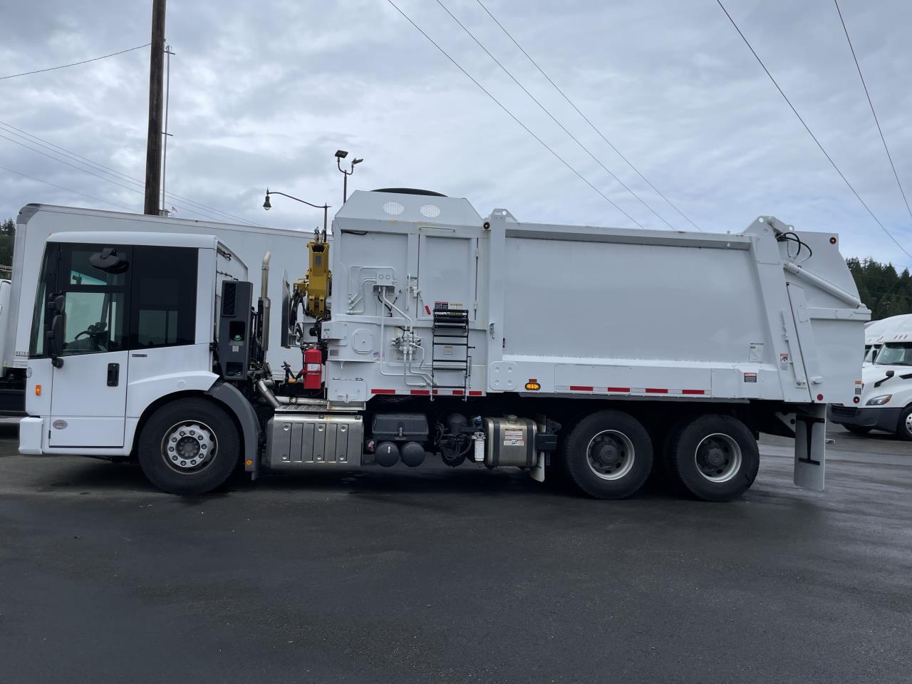 2022 Freightliner - image 4