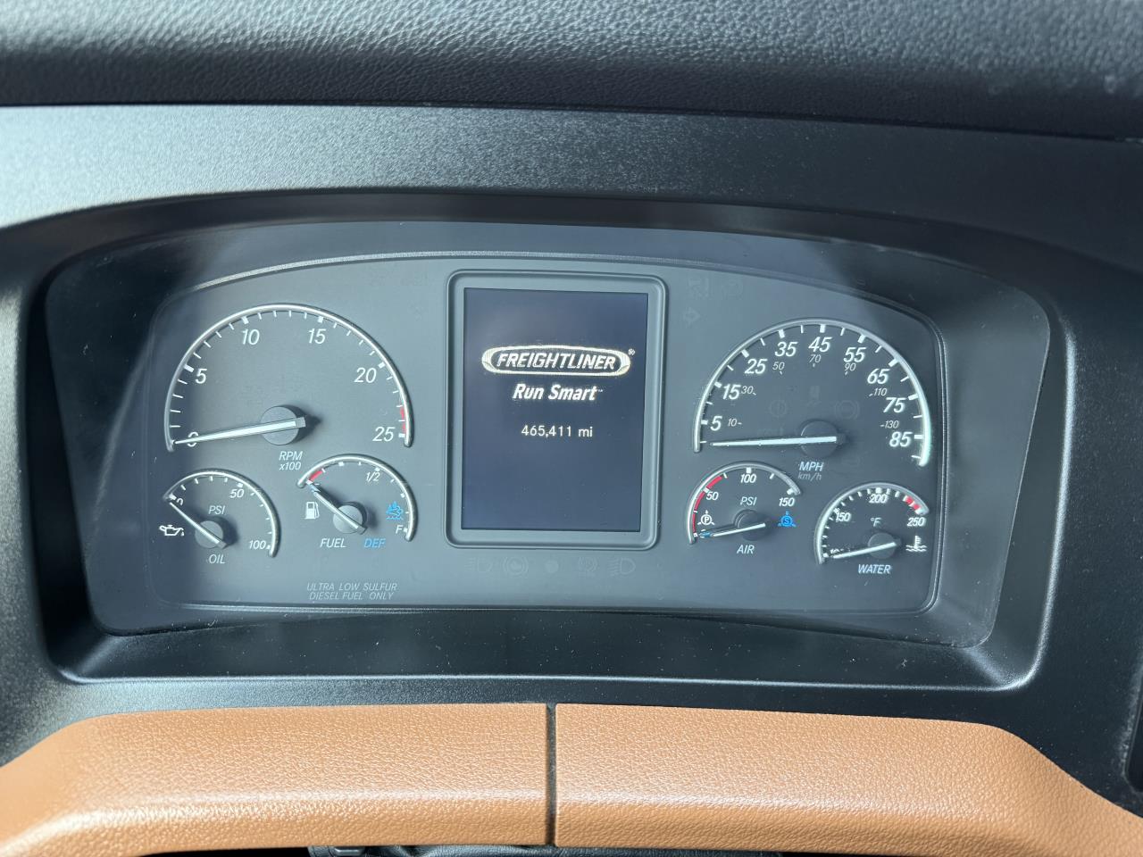 2022 Freightliner Cascadia - image 10