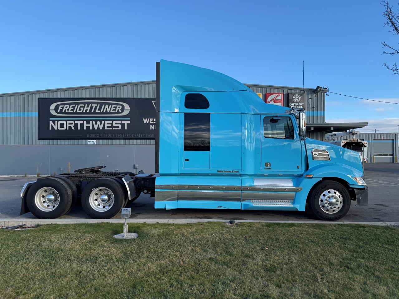 2021 Western Star 5700XE - image 5