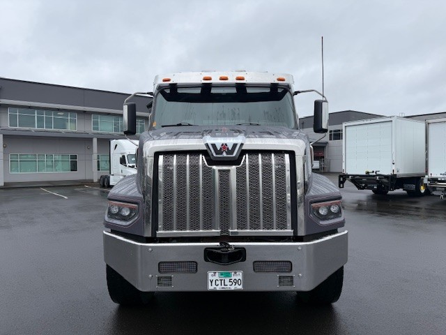 2023 Western Star 49X - image 2