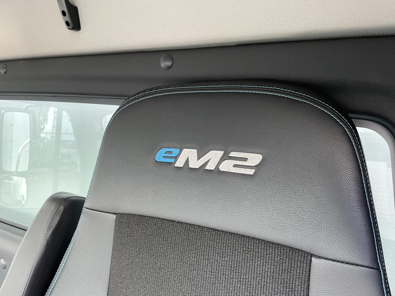 2024 Freightliner eM2 - image 9