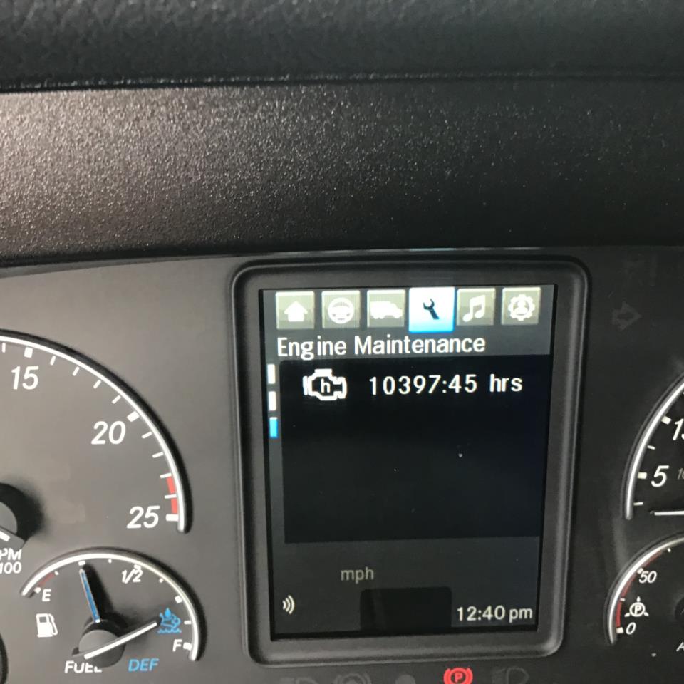 2023 Freightliner Cascadia in Pacific, WA — photo 8