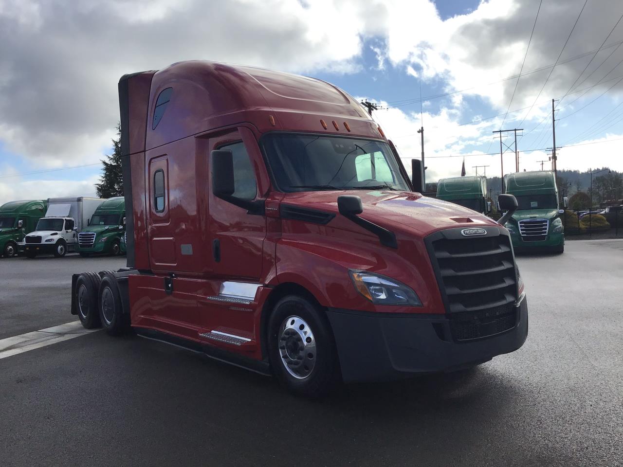 2022 Freightliner Cascadia in Spokane, WA — photo 3