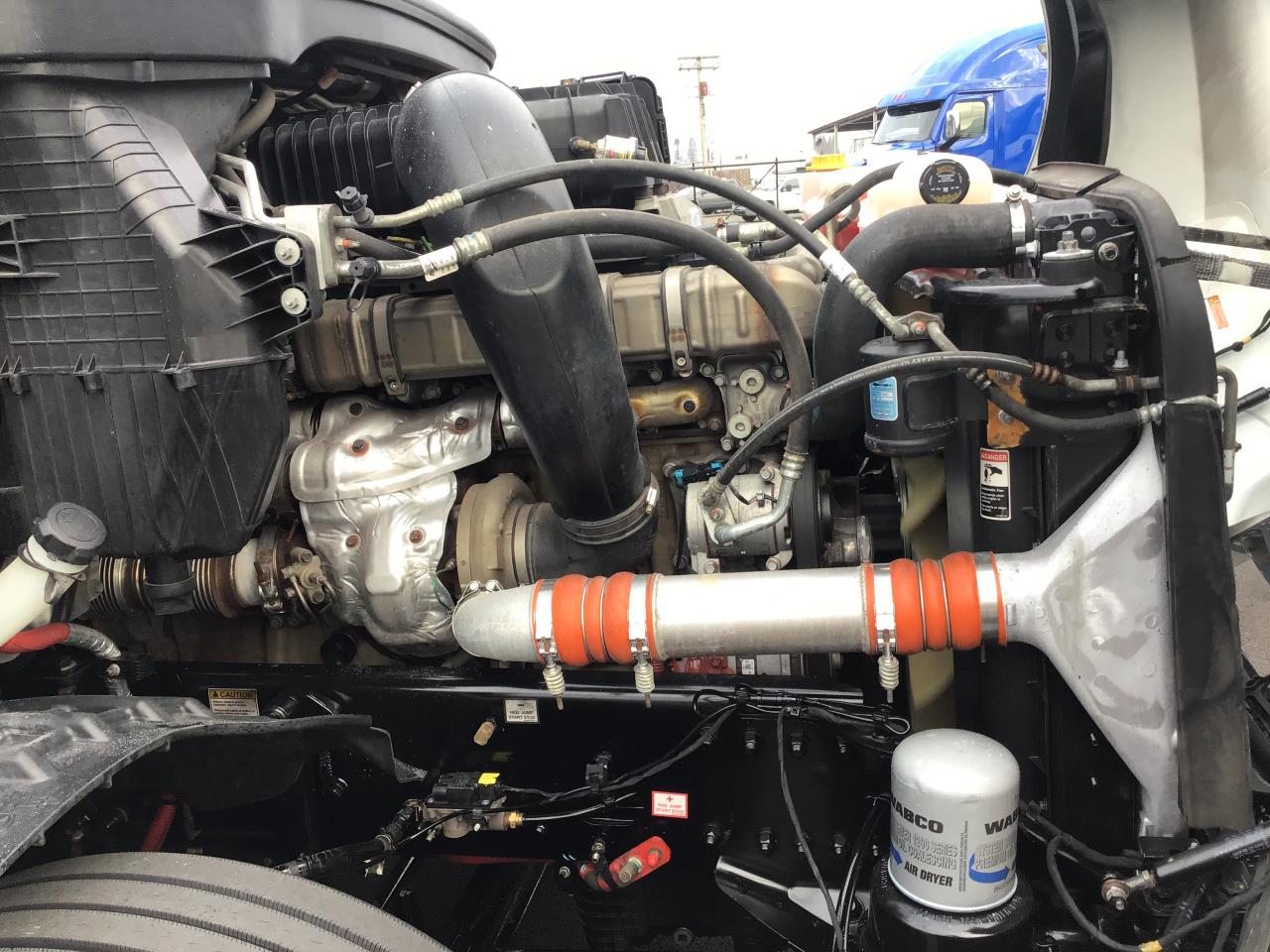 2021 Freightliner Cascadia - image 12