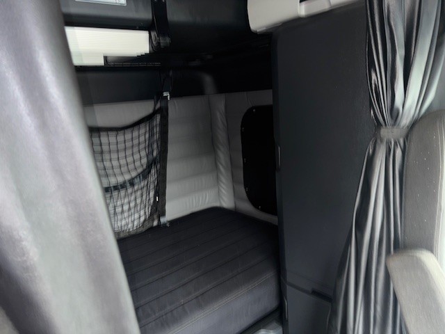 2024 Freightliner Cascadia - image 11