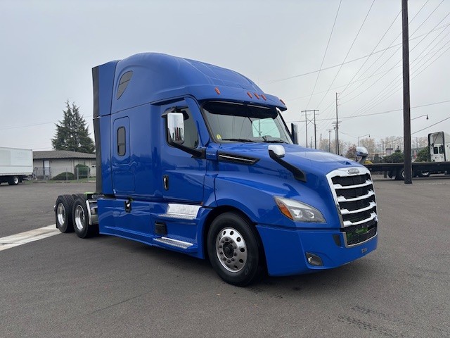 2024 Freightliner Cascadia - image 5