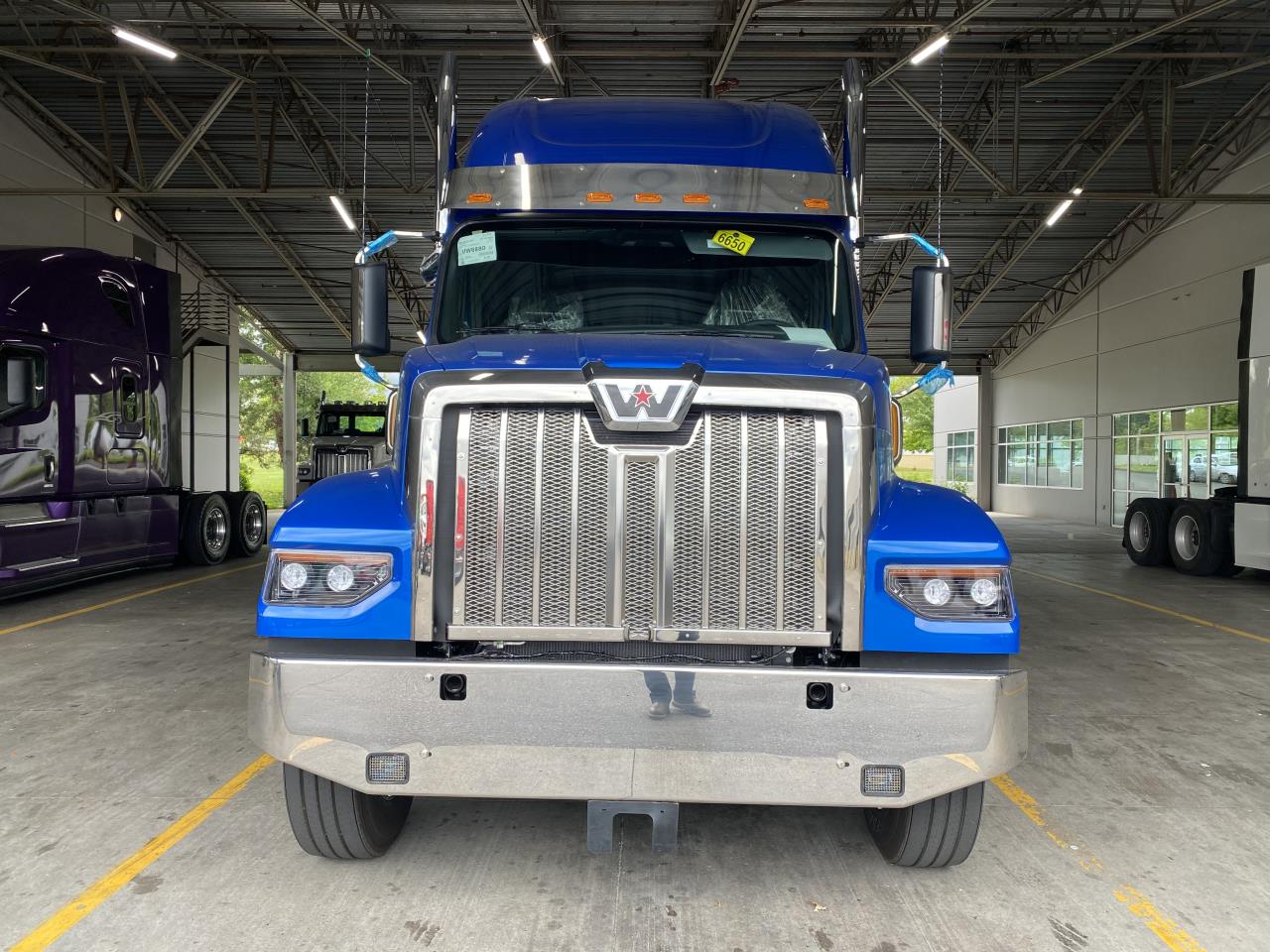 Truck Details Freightliner Northwest