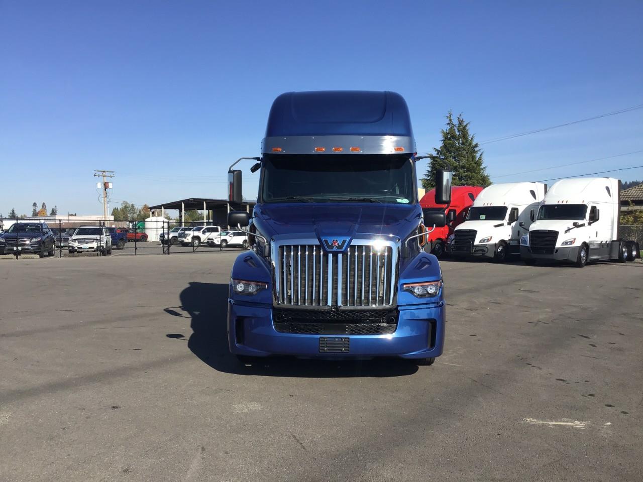 2024 Western Star in Pacific, WA — photo 2