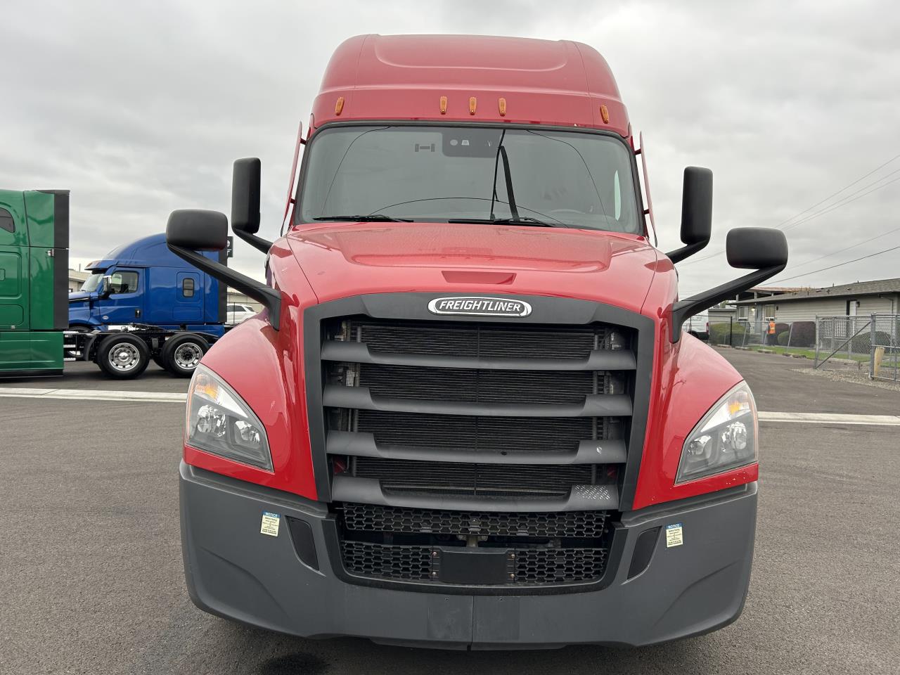 2022 Freightliner Cascadia - image 6