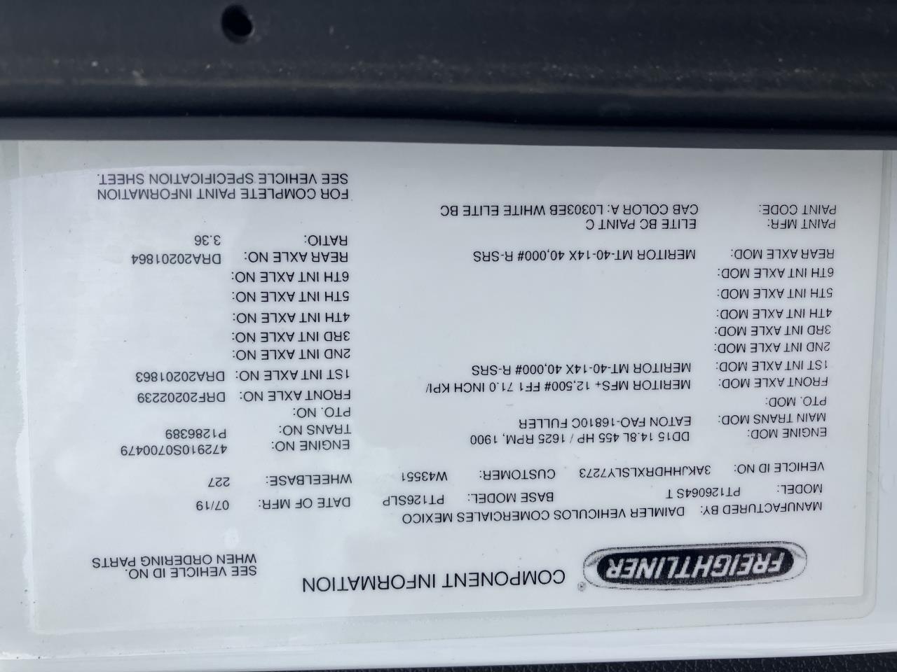 2020 Freightliner Cascadia - image 12