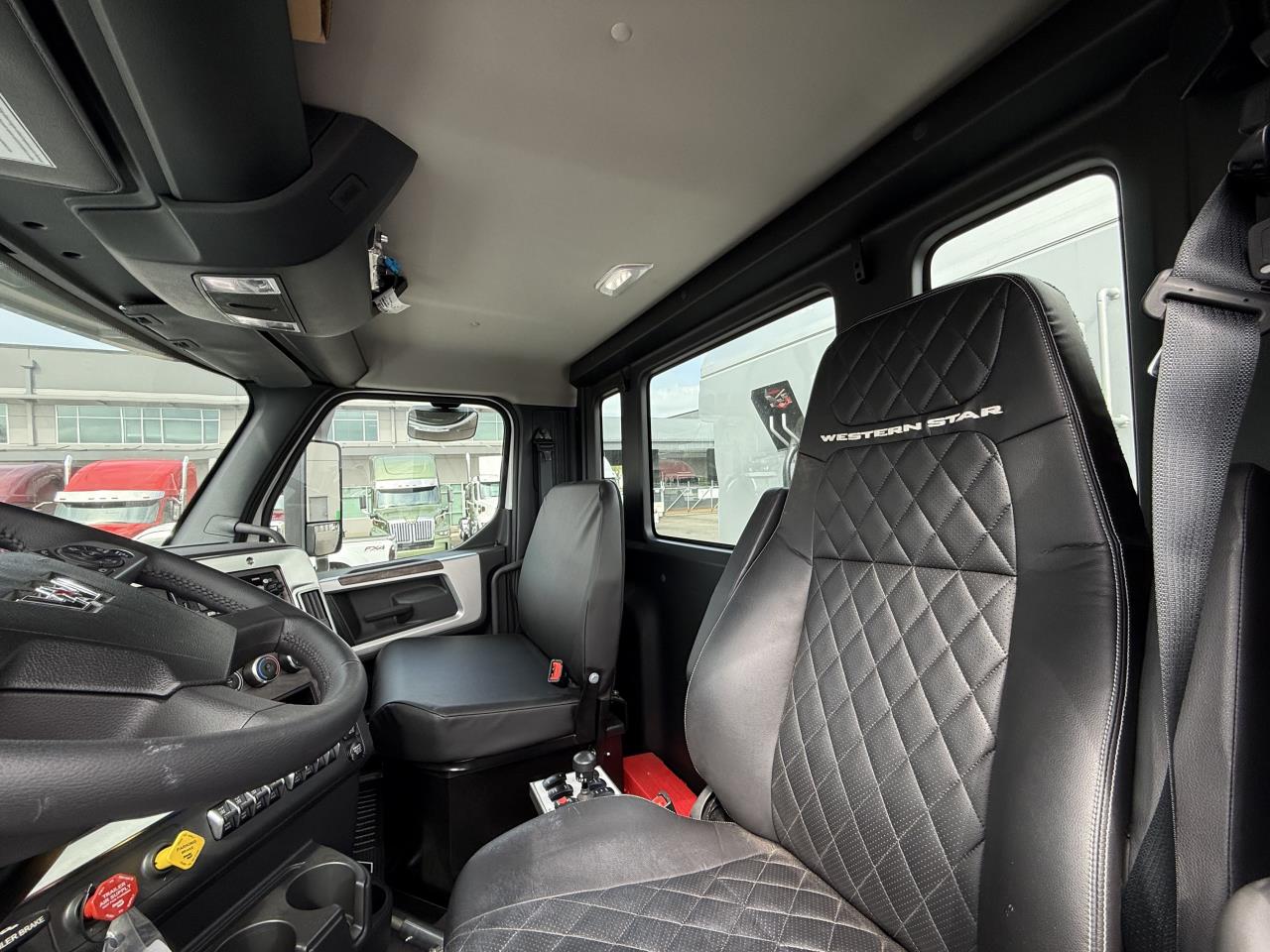 2025 Western Star 47X - image 10