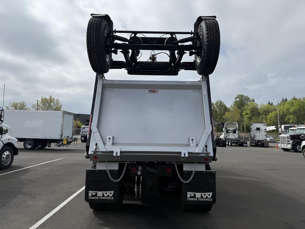 2025 Western Star 47X - image 5