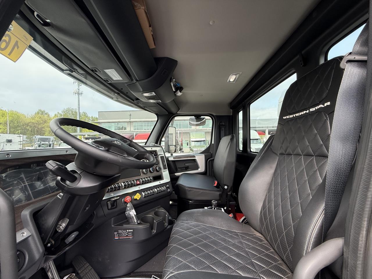 2025 Western Star 47X - image 8