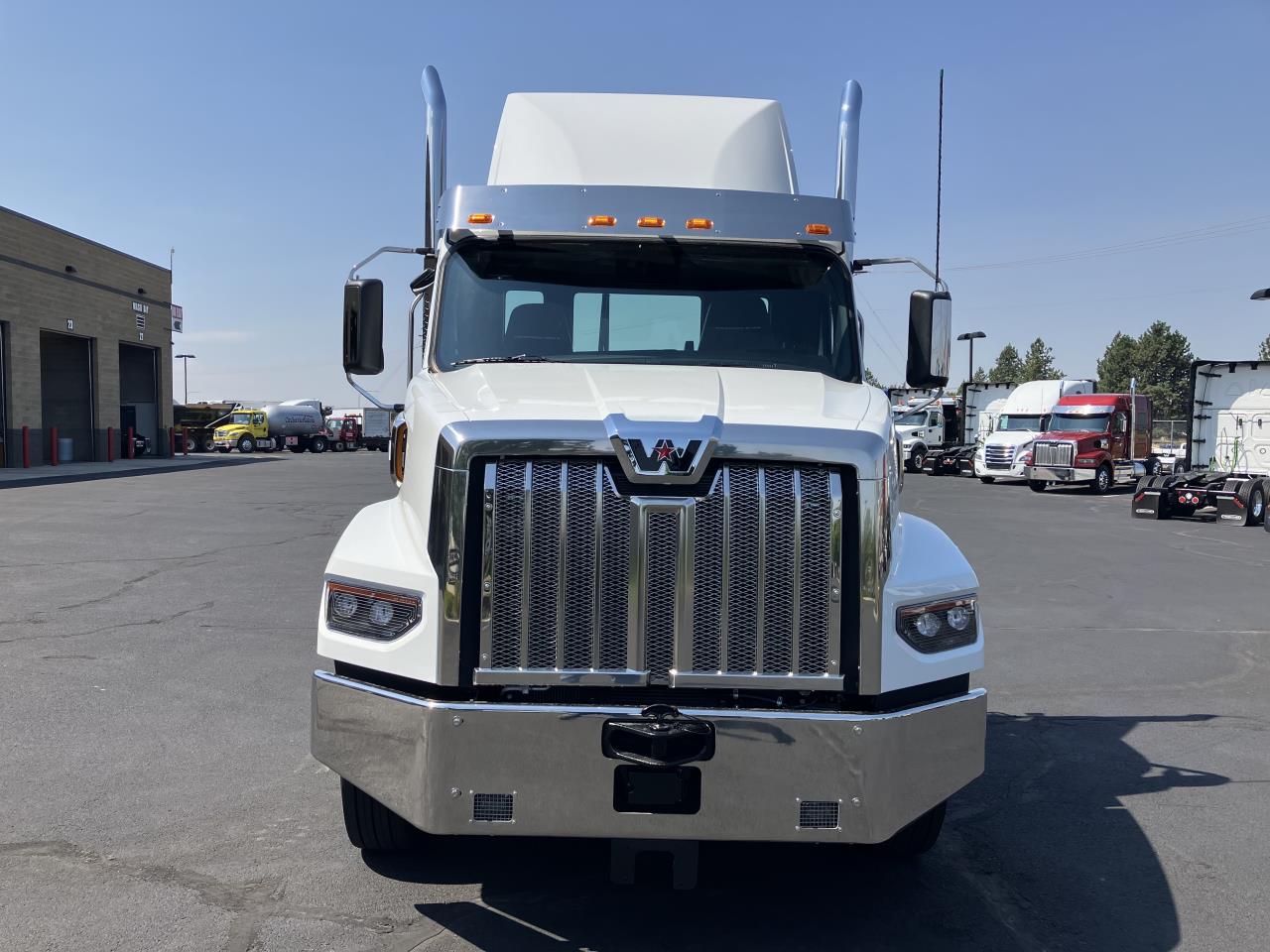 2025 Western Star 49X - image 2