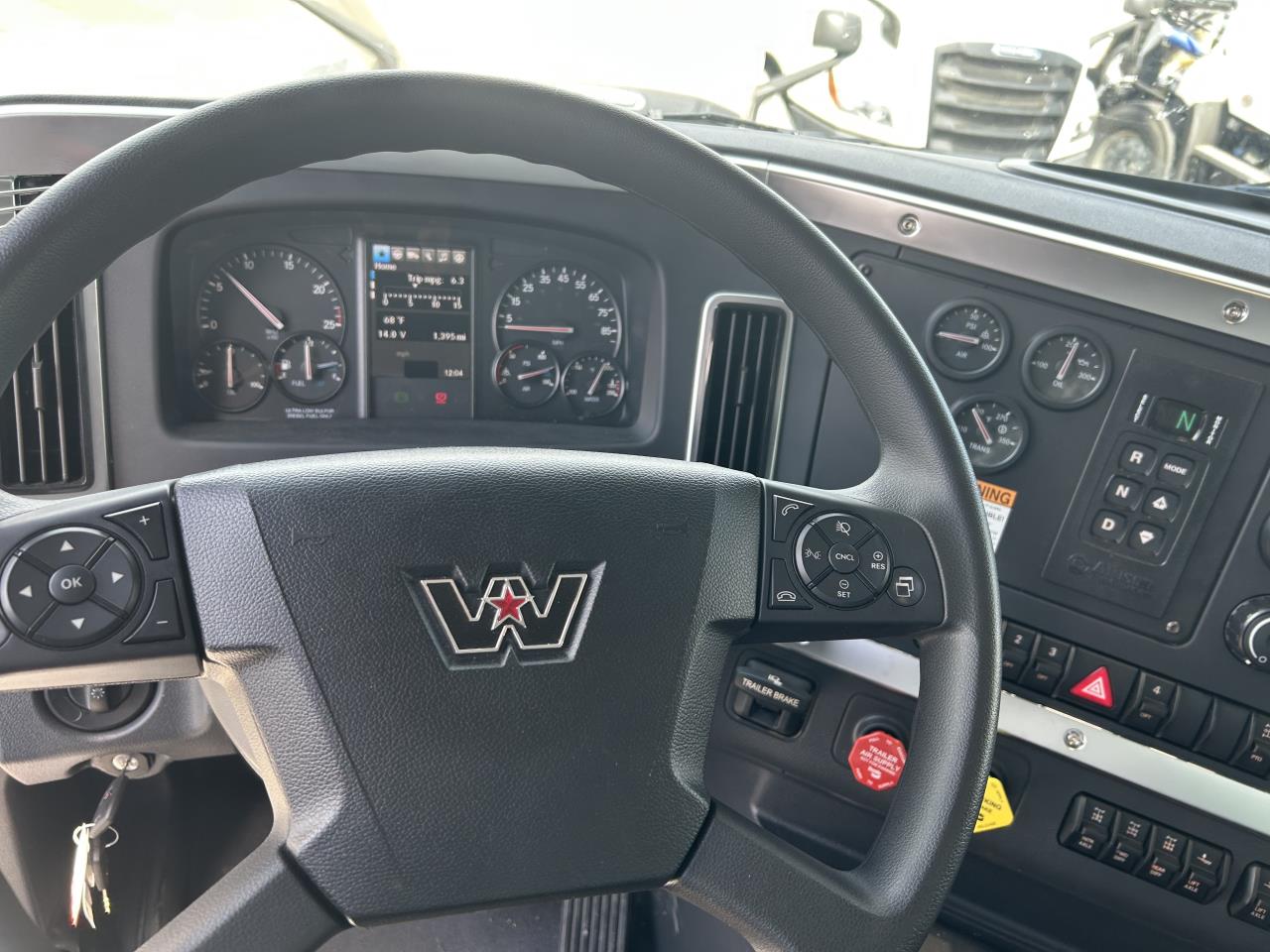 2025 Western Star 47X - image 6