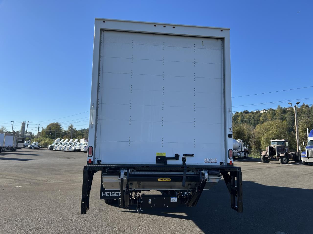 2025 Freightliner - image 4