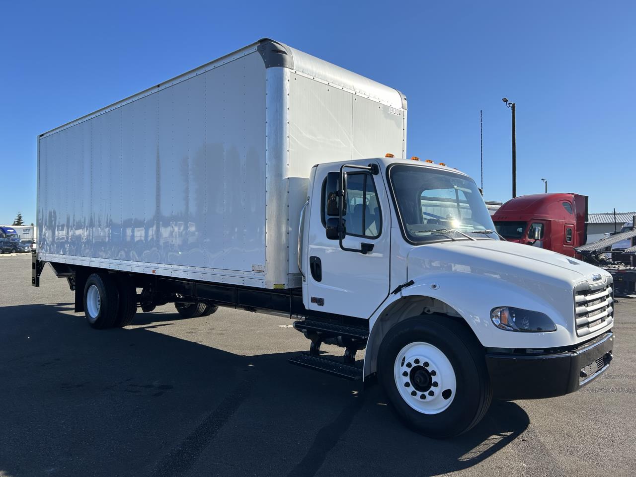 2025 Freightliner - image 6