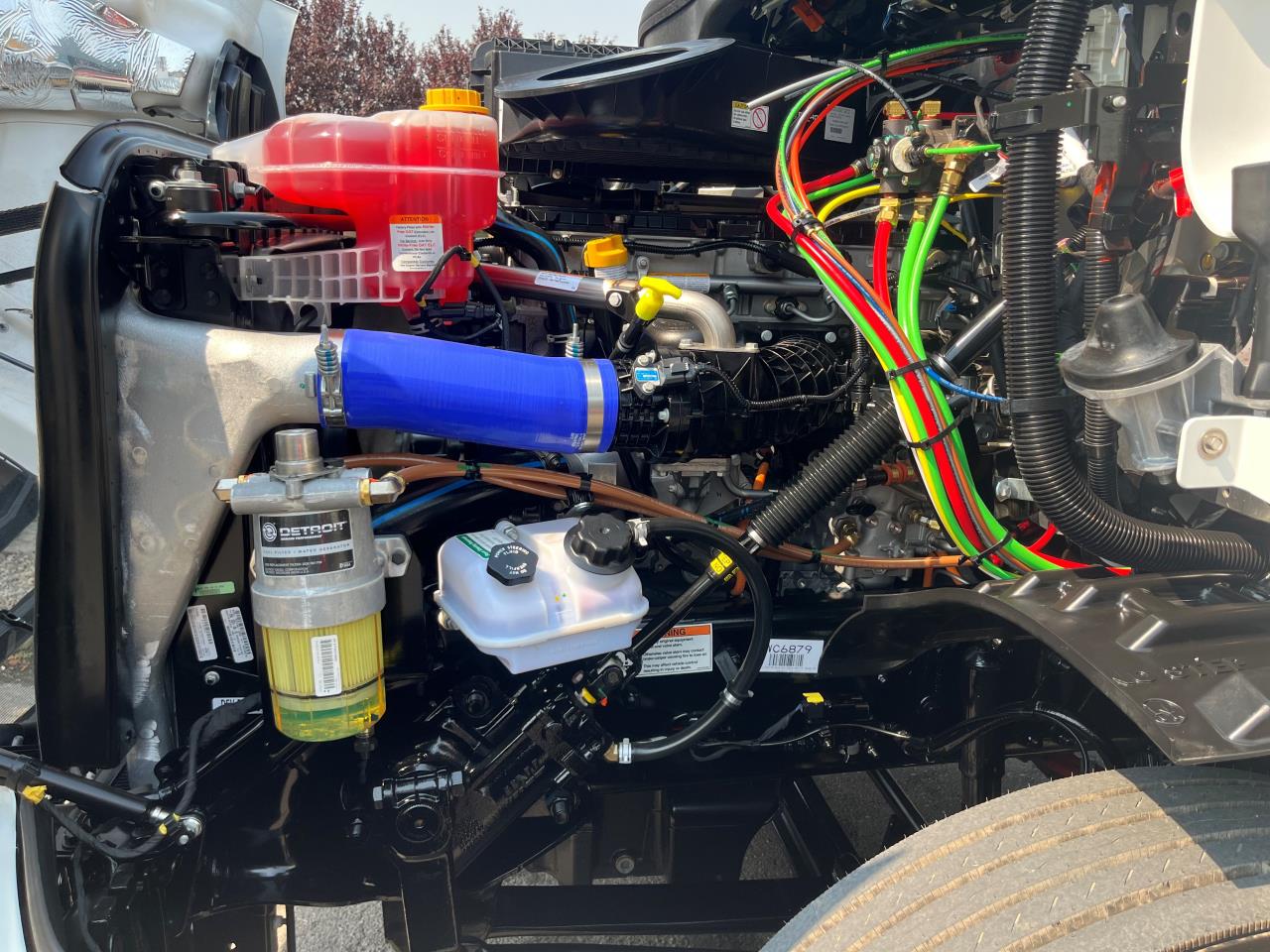 2025 Freightliner Cascadia - image 9