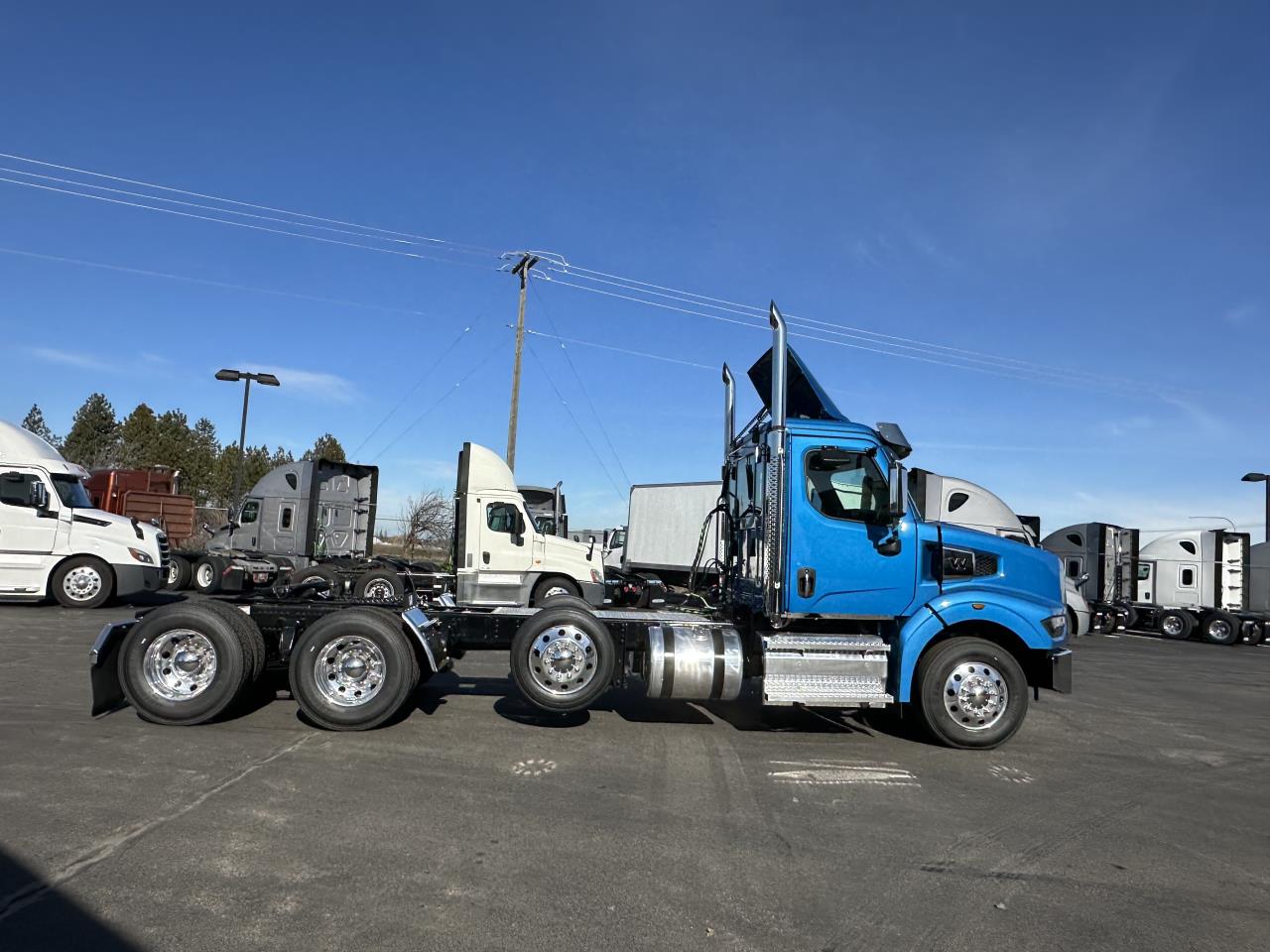 2025 Western Star 49X - image 6