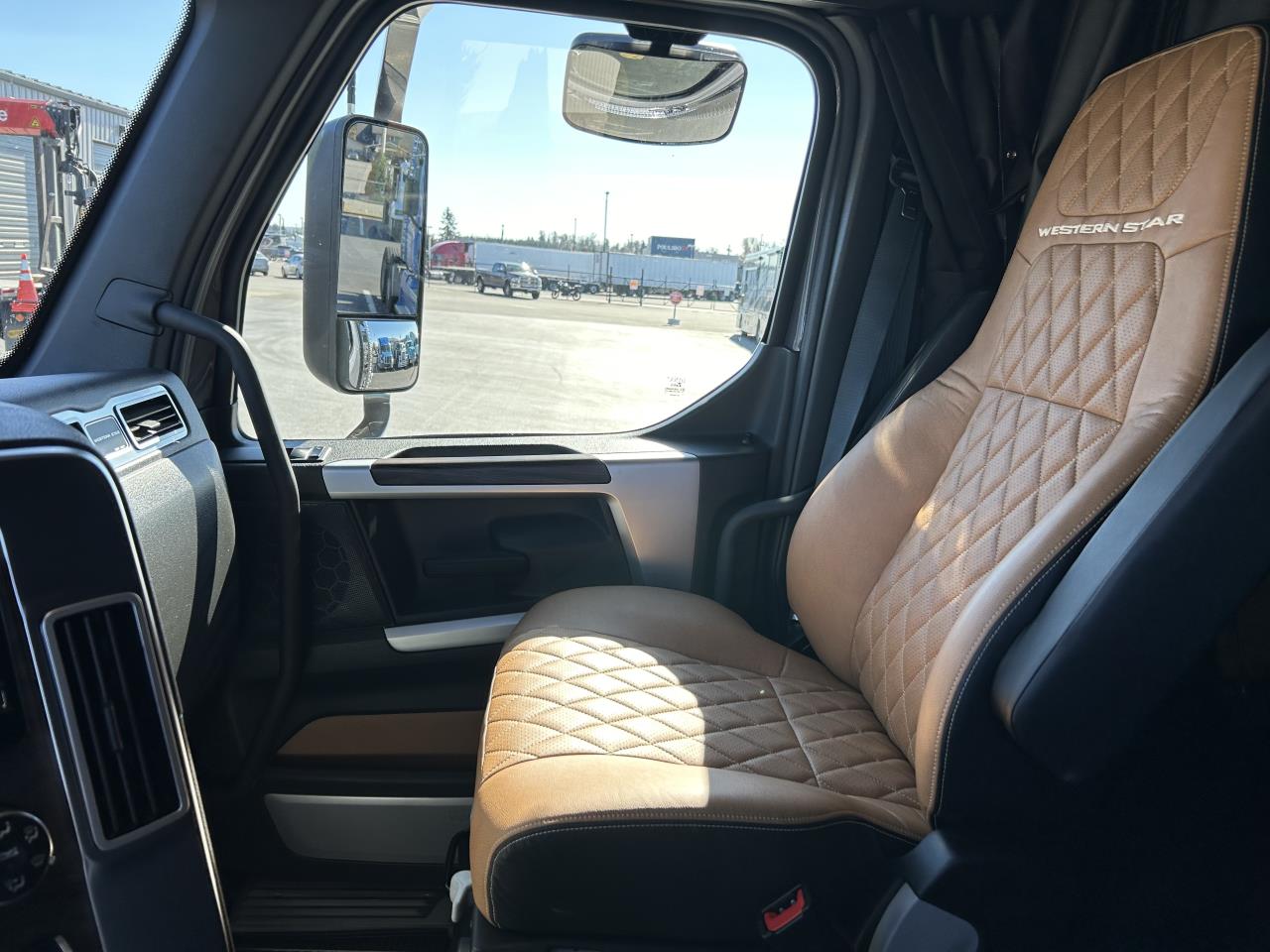 2025 Western Star 49X - image 5