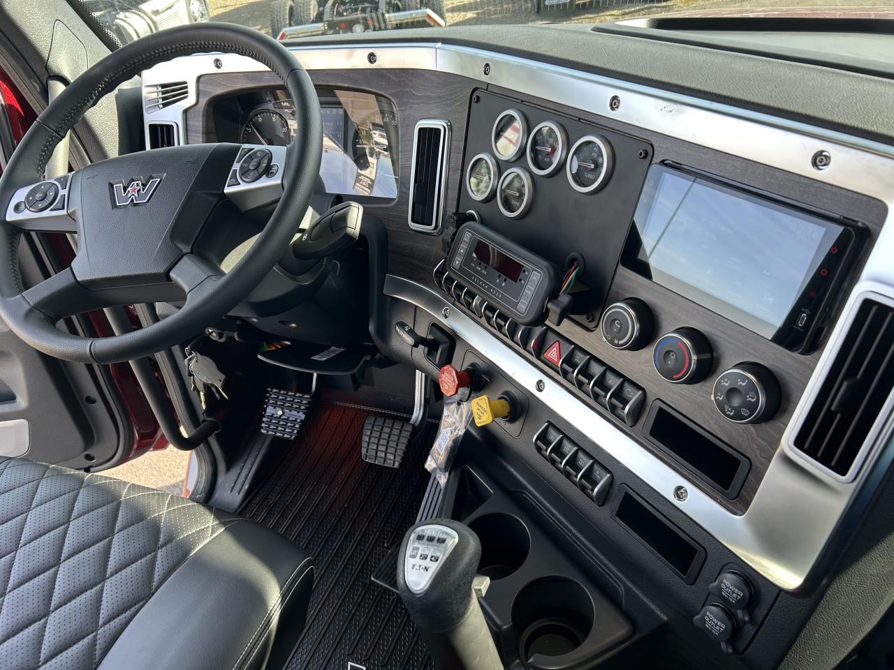 2025 Western Star 49X - image 6