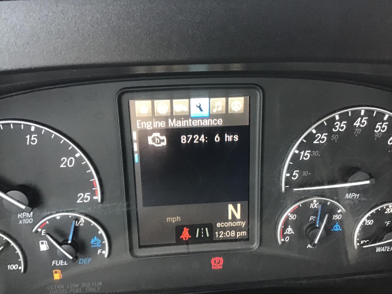 2020 Freightliner Cascadia - image 10