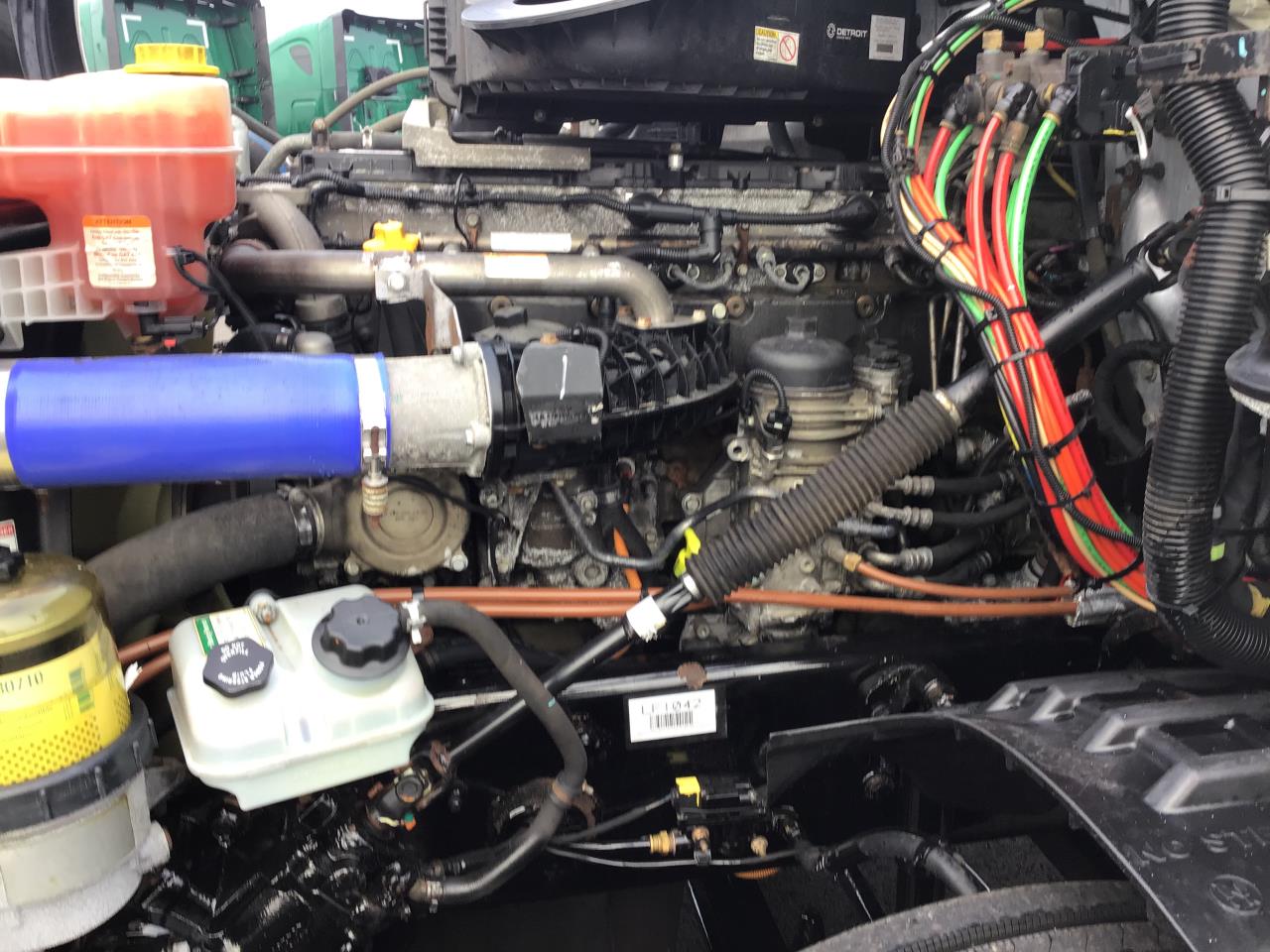 2020 Freightliner Cascadia - image 11