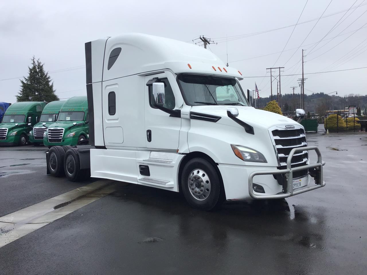2024 Freightliner Cascadia - image 3