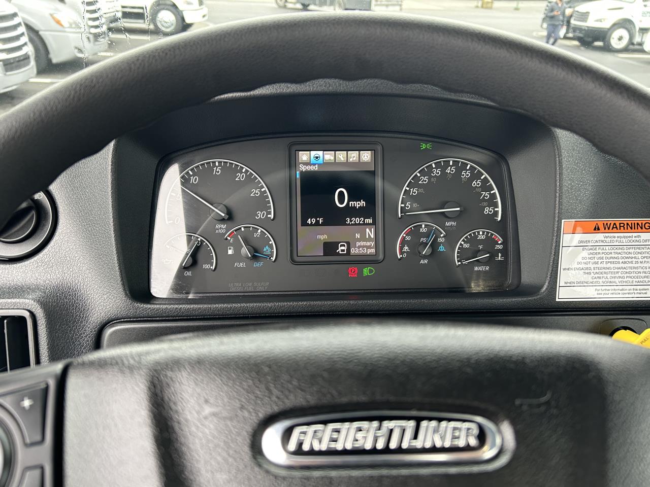 2025 Freightliner - image 8