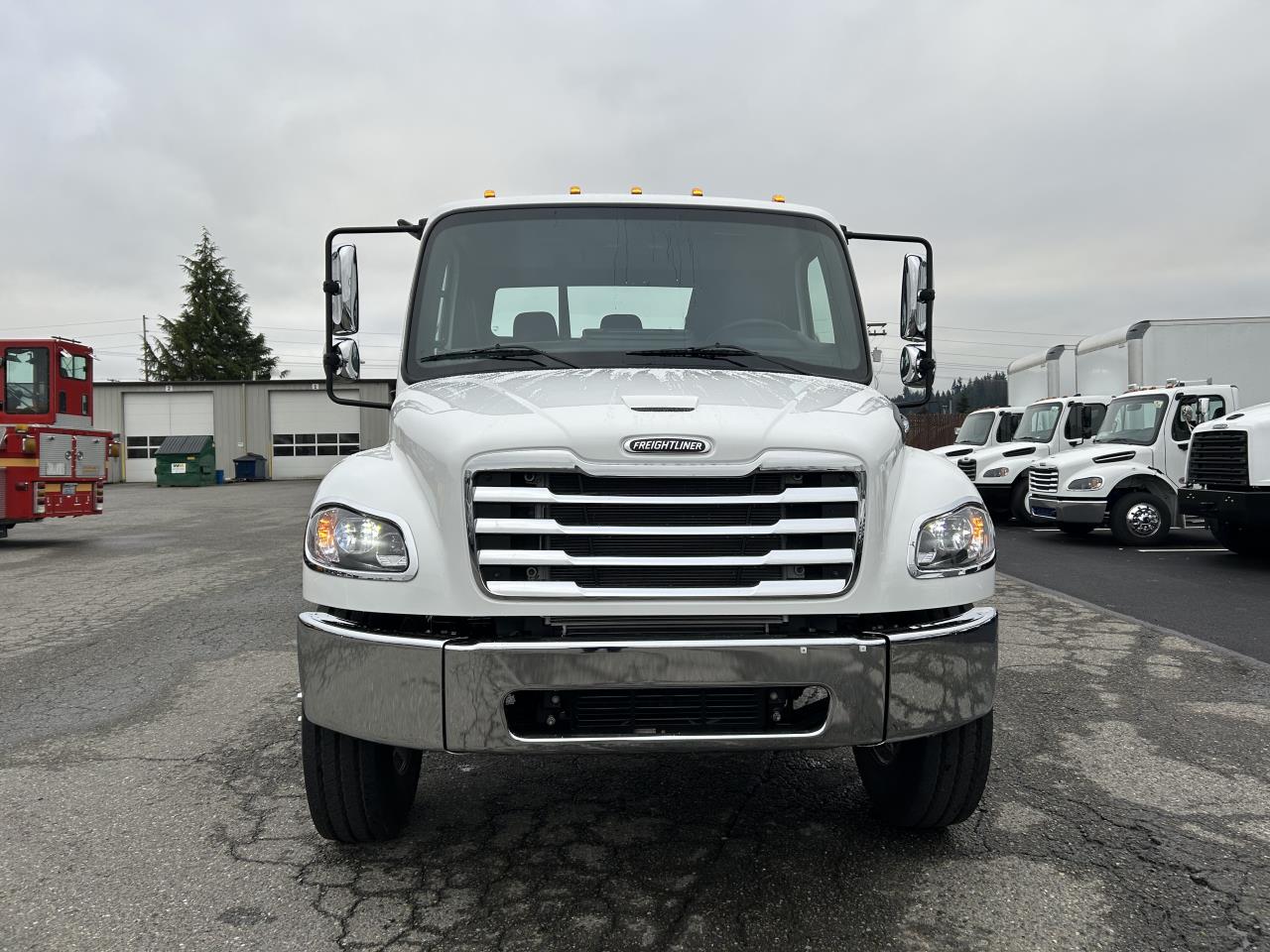 2025 Freightliner - image 5
