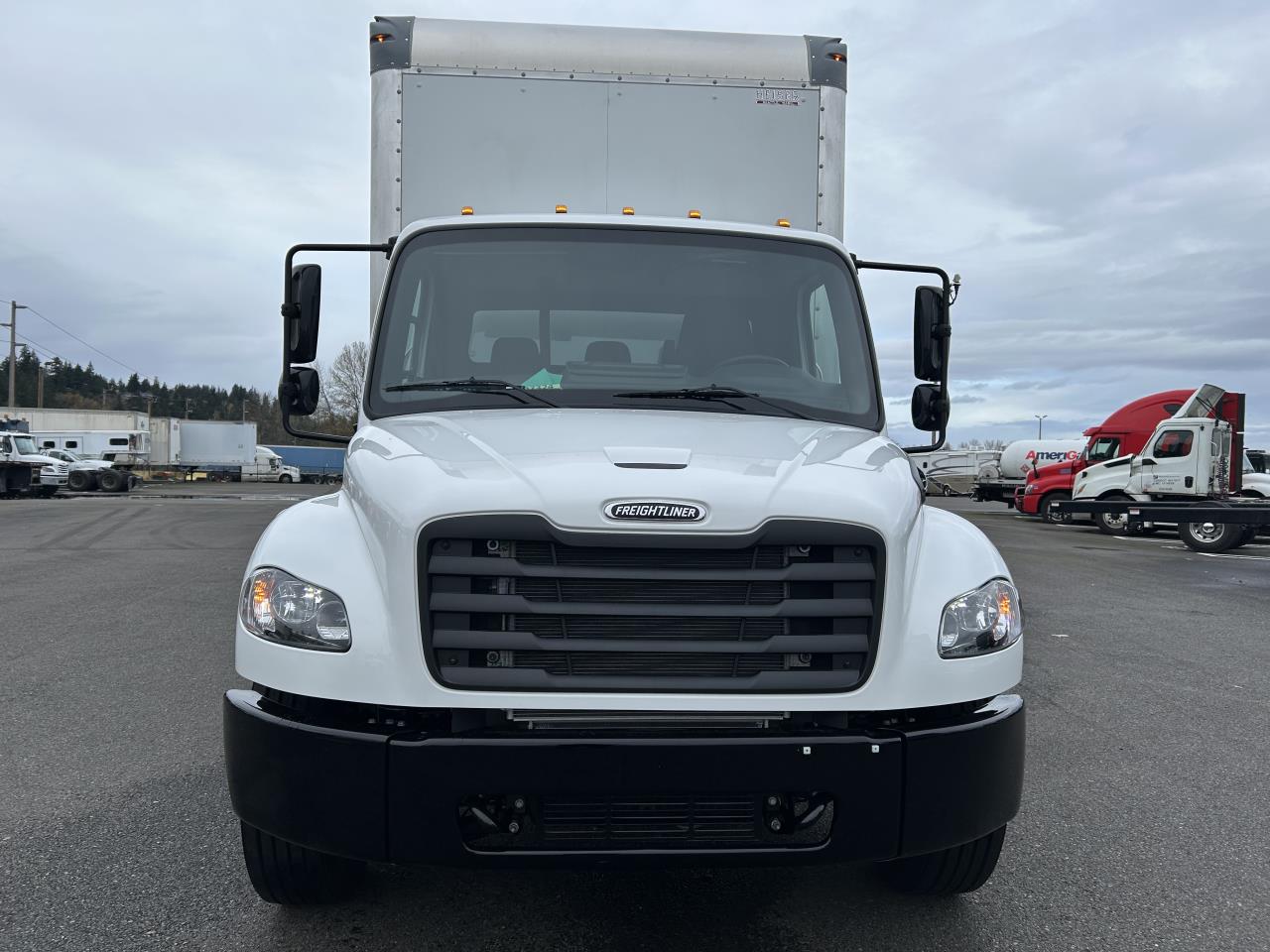 2025 Freightliner - image 6