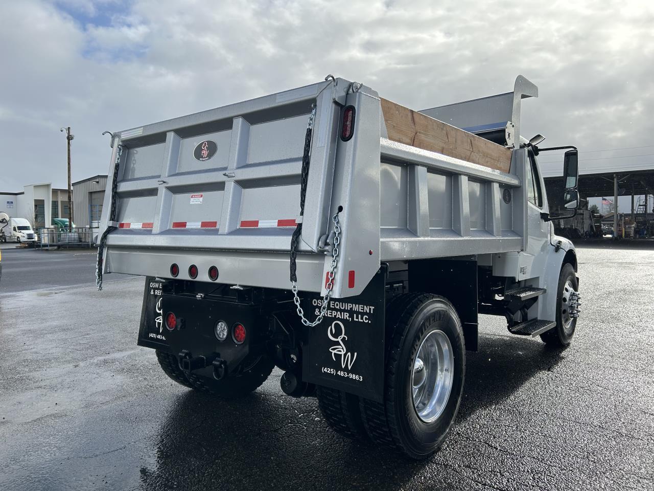 2025 Freightliner - image 3