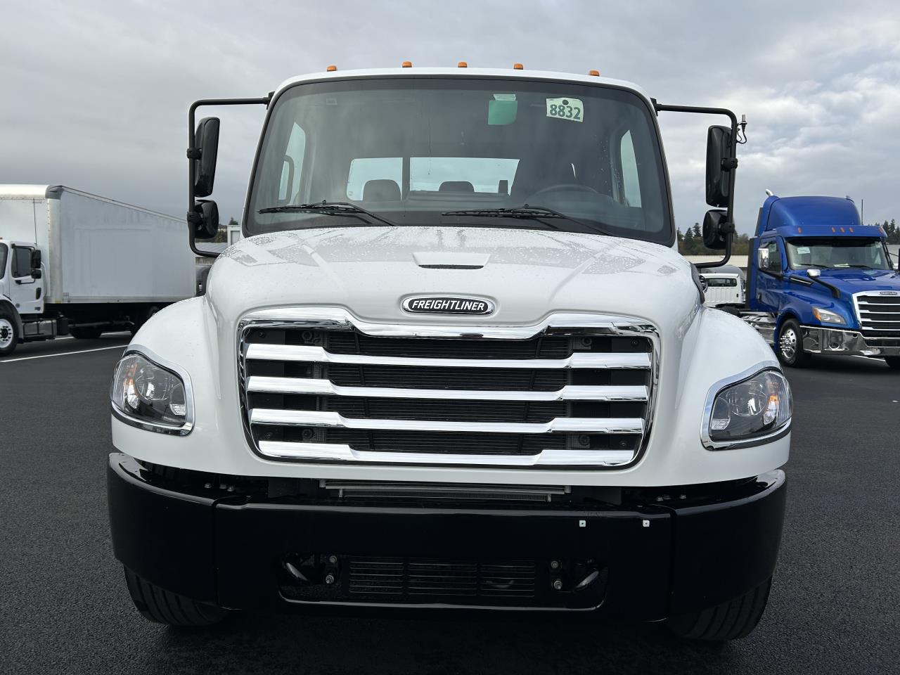 2025 Freightliner - image 5