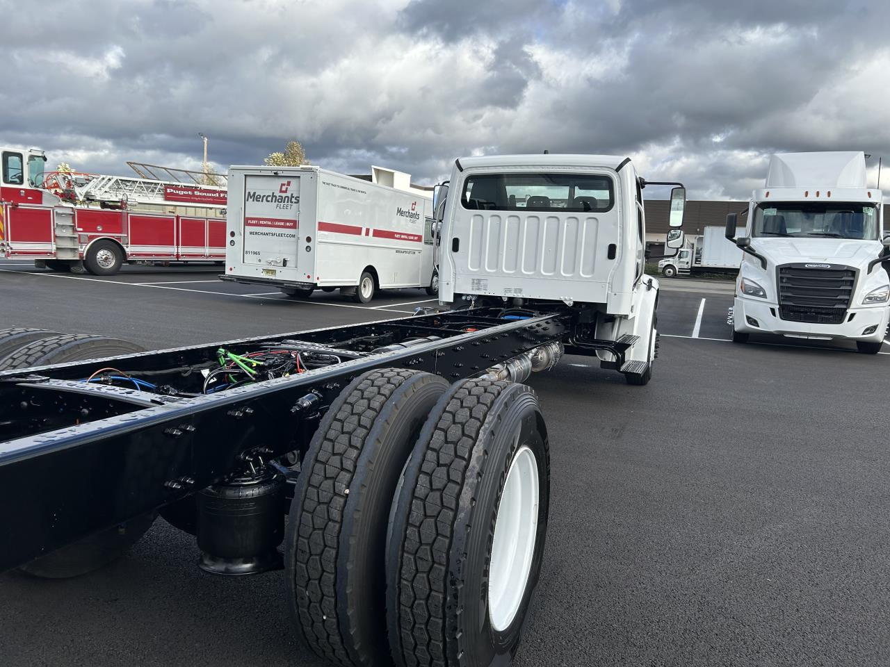 2025 Freightliner - image 3