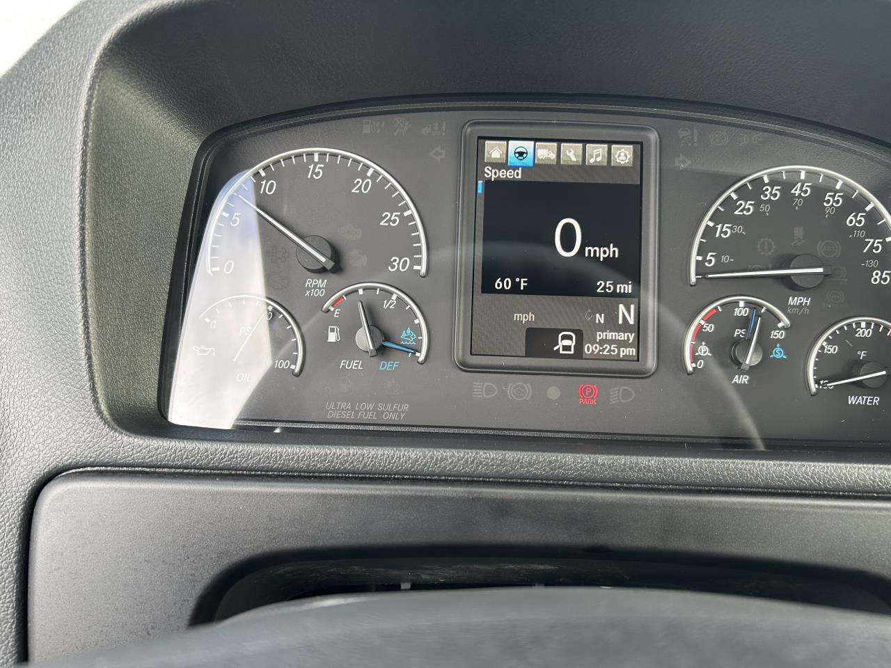 2025 Freightliner - image 7