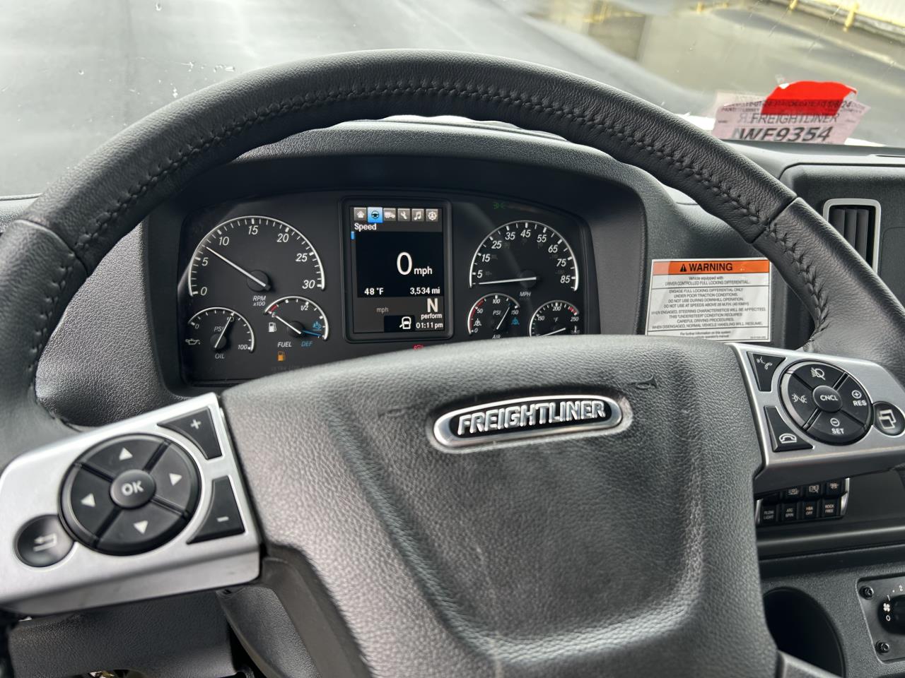 2025 Freightliner 114SD - image 11