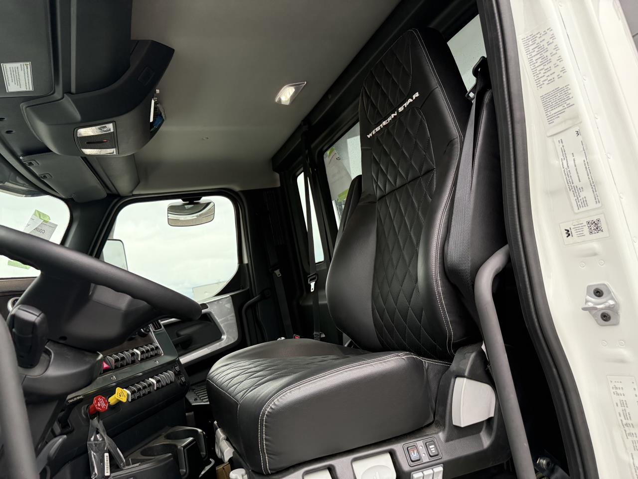 2025 Western Star 47X - image 9