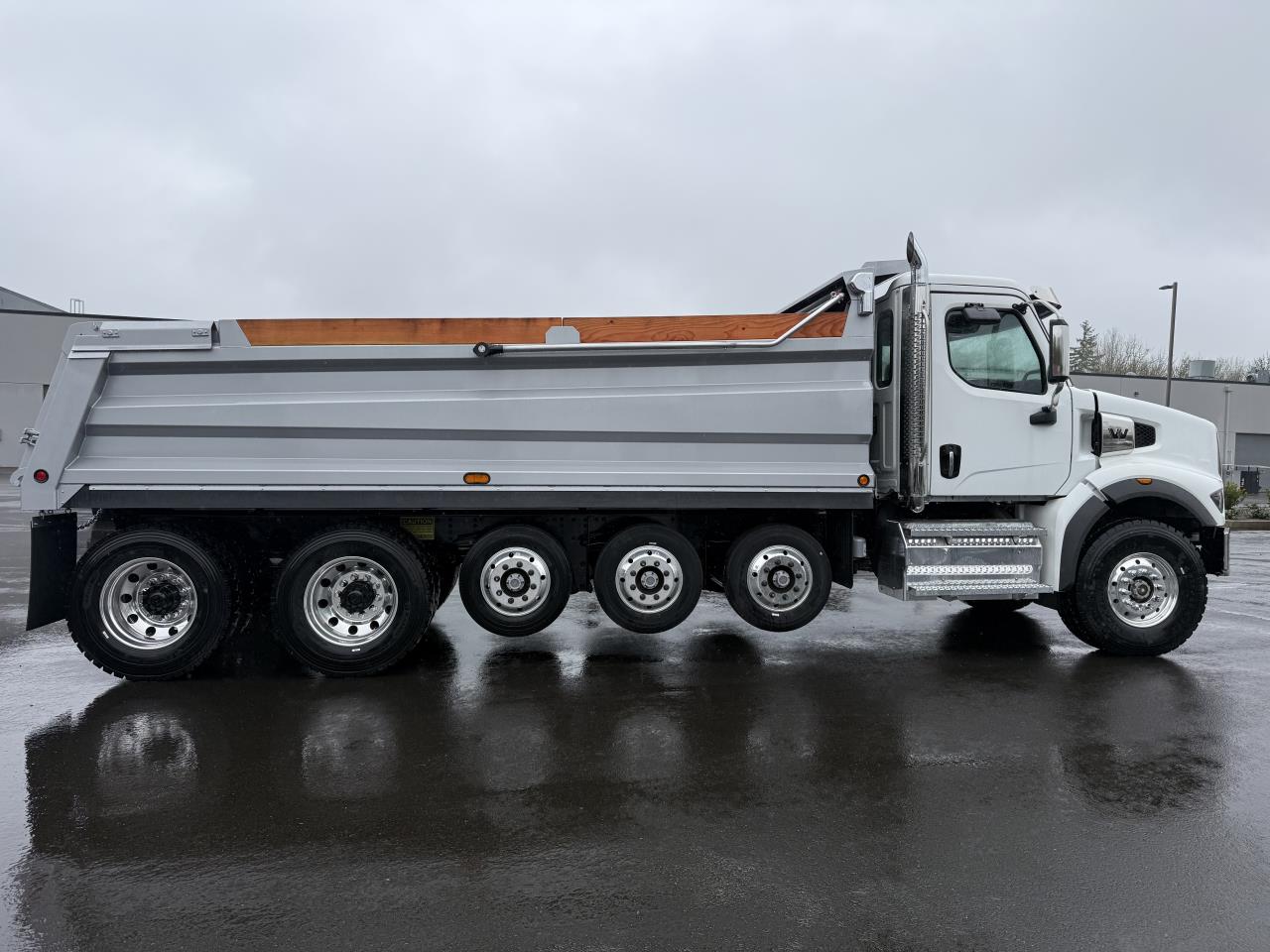 2025 Western Star 49X - image 8