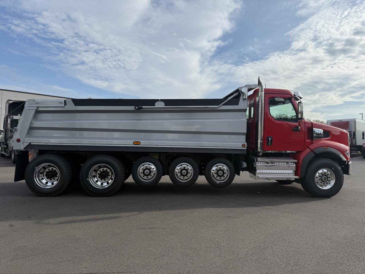 2025 Western Star 49X - image 7