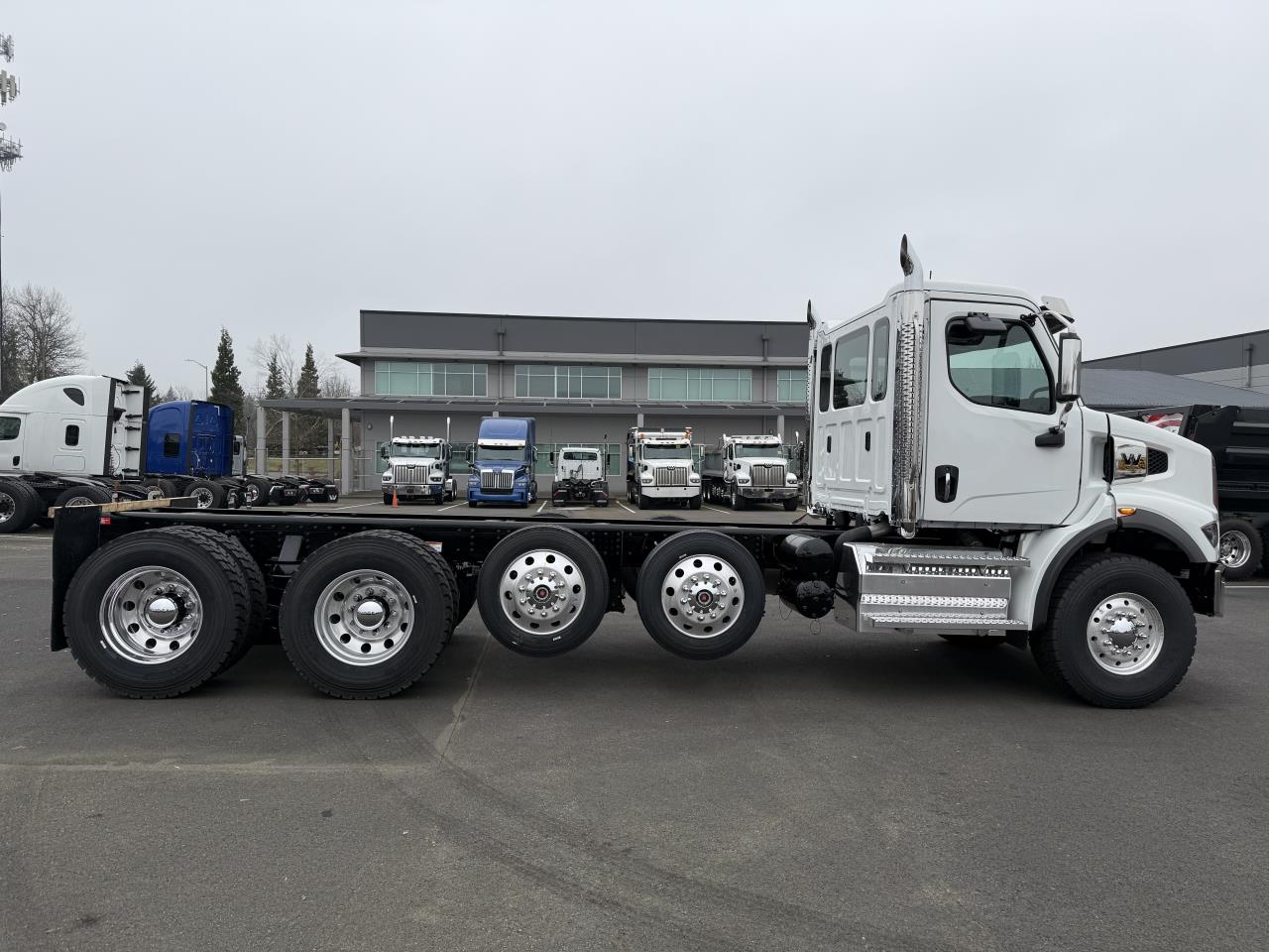 2025 Western Star 47X - image 6
