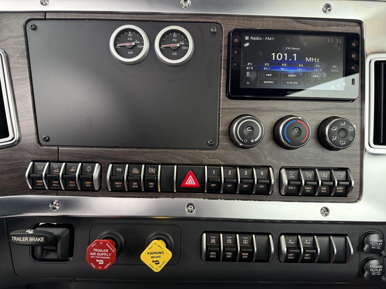 2025 Western Star 47X - image 9