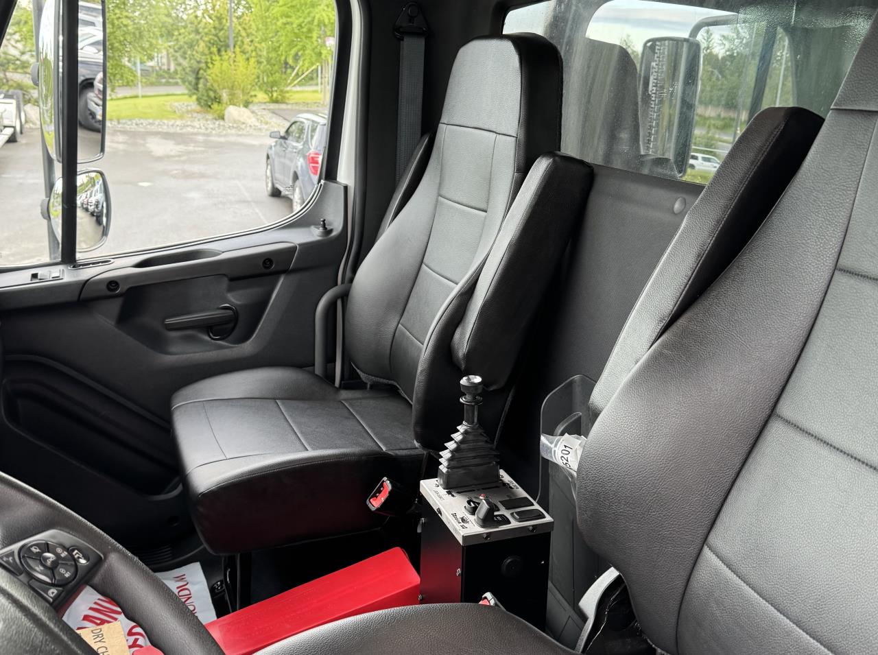 2026 Freightliner - image 8