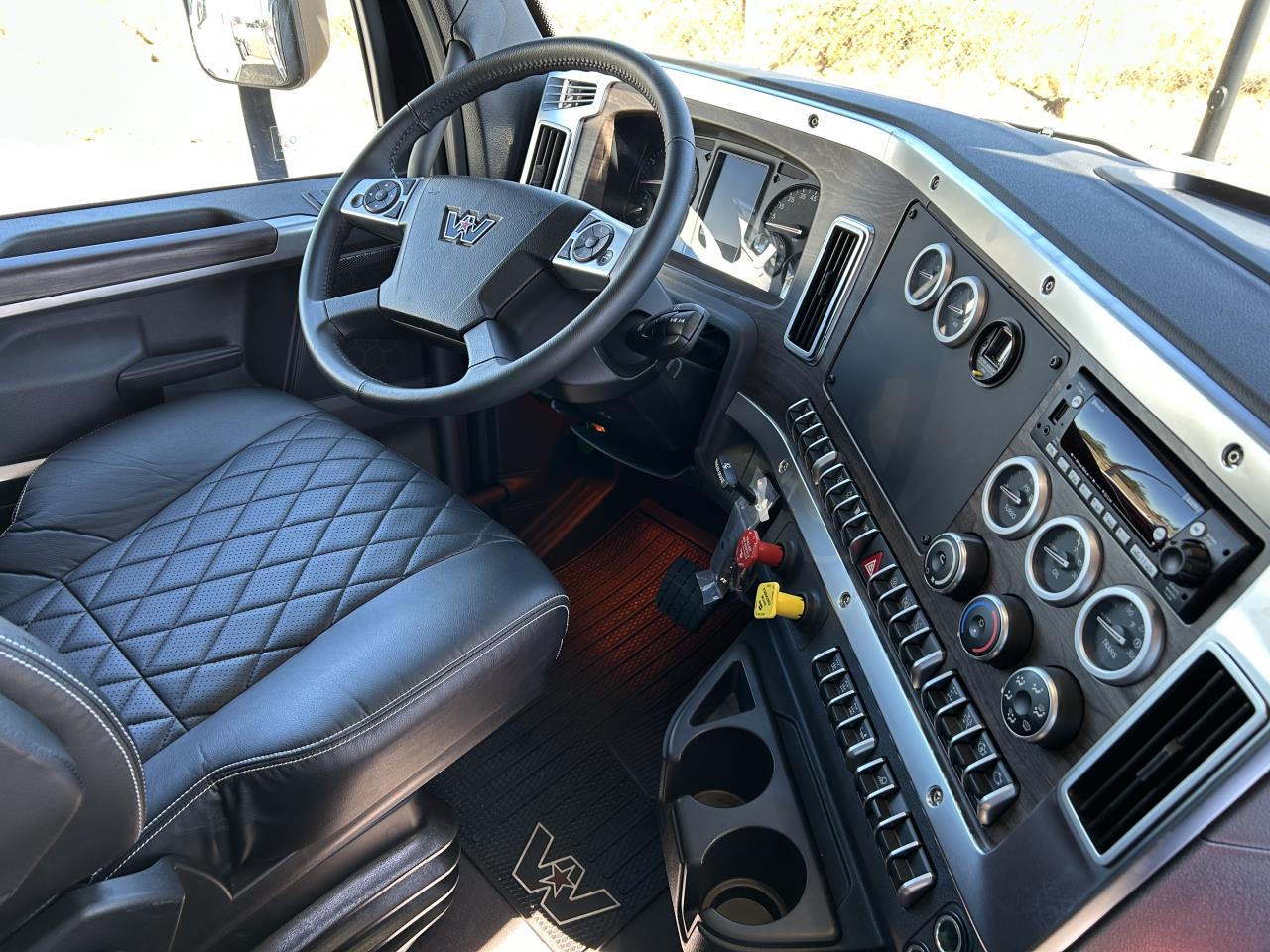 2024 Western Star 47X - image 8